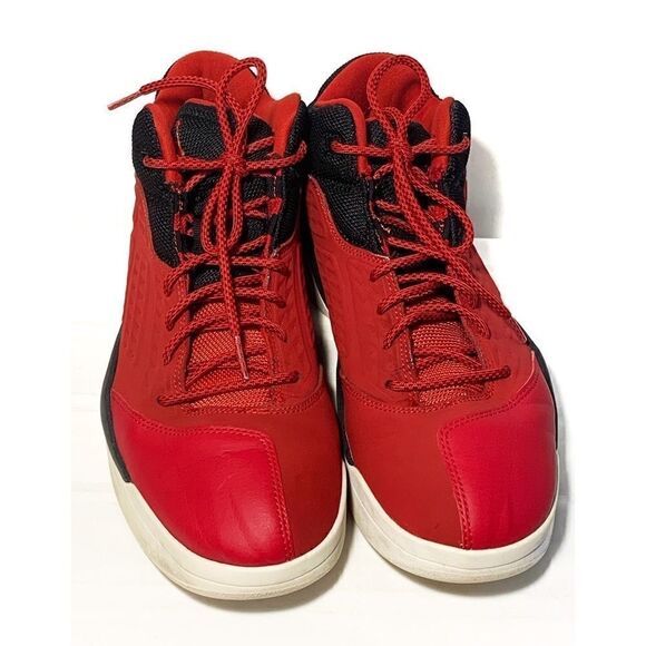 Men’s Nike Shoes  - Picture 5 of 14